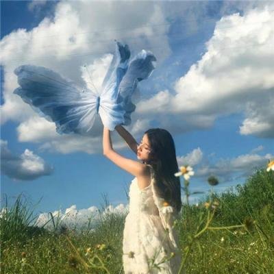 过气明星被曝离婚传闻疯传，短时间内品牌官方画面流出